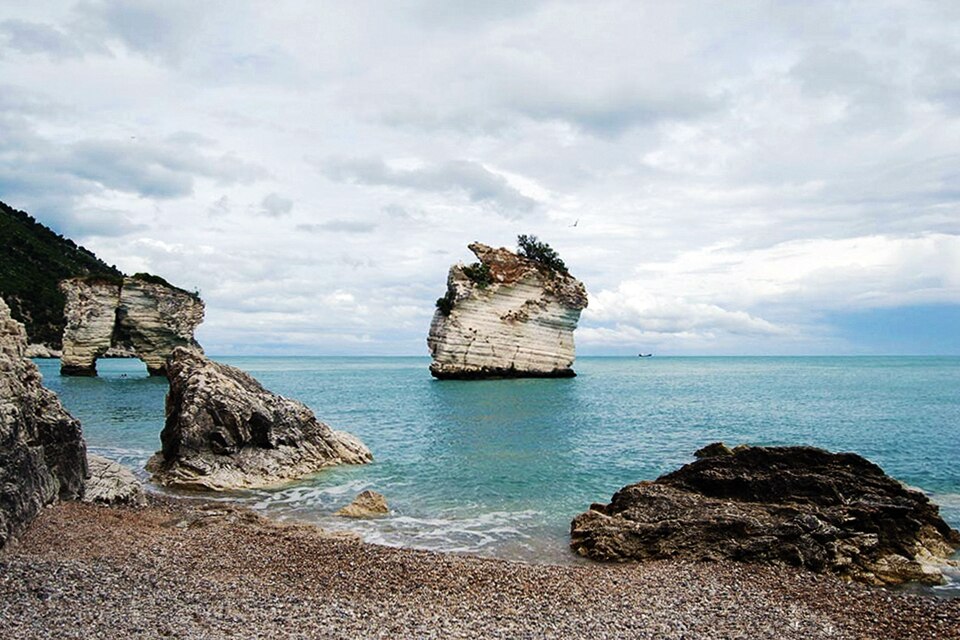Baia dei Mergoli o delle Zagare
